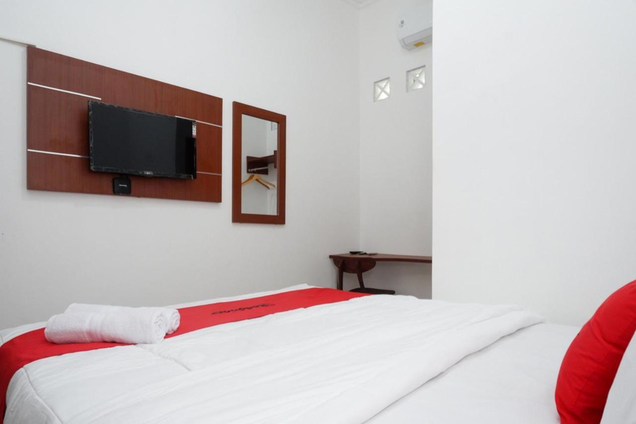 Reddoorz Syariah Near Exit Tol Krapyak Semarang Hotell Exteriör bild